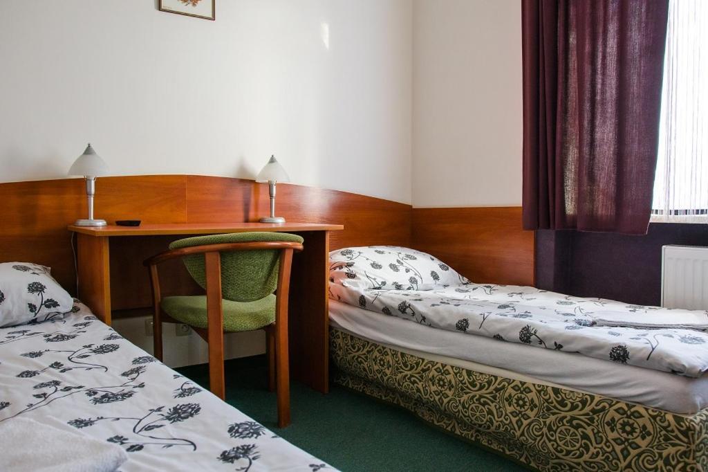 Hotel Norbit Grodzisk Mazowiecki Exterior foto